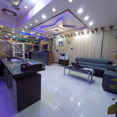 Global City Hotel Maligawatta Dış mekan fotoğraf