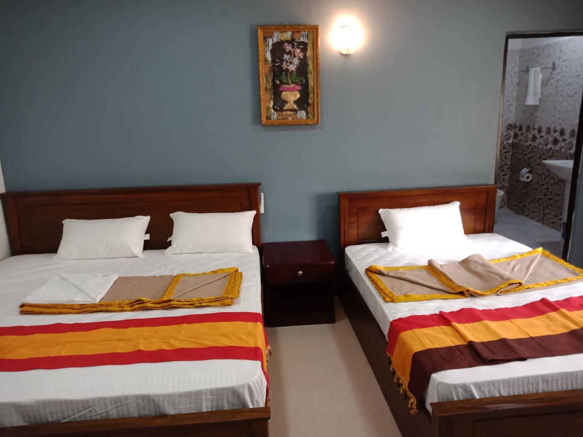 Global City Hotel Maligawatta Dış mekan fotoğraf