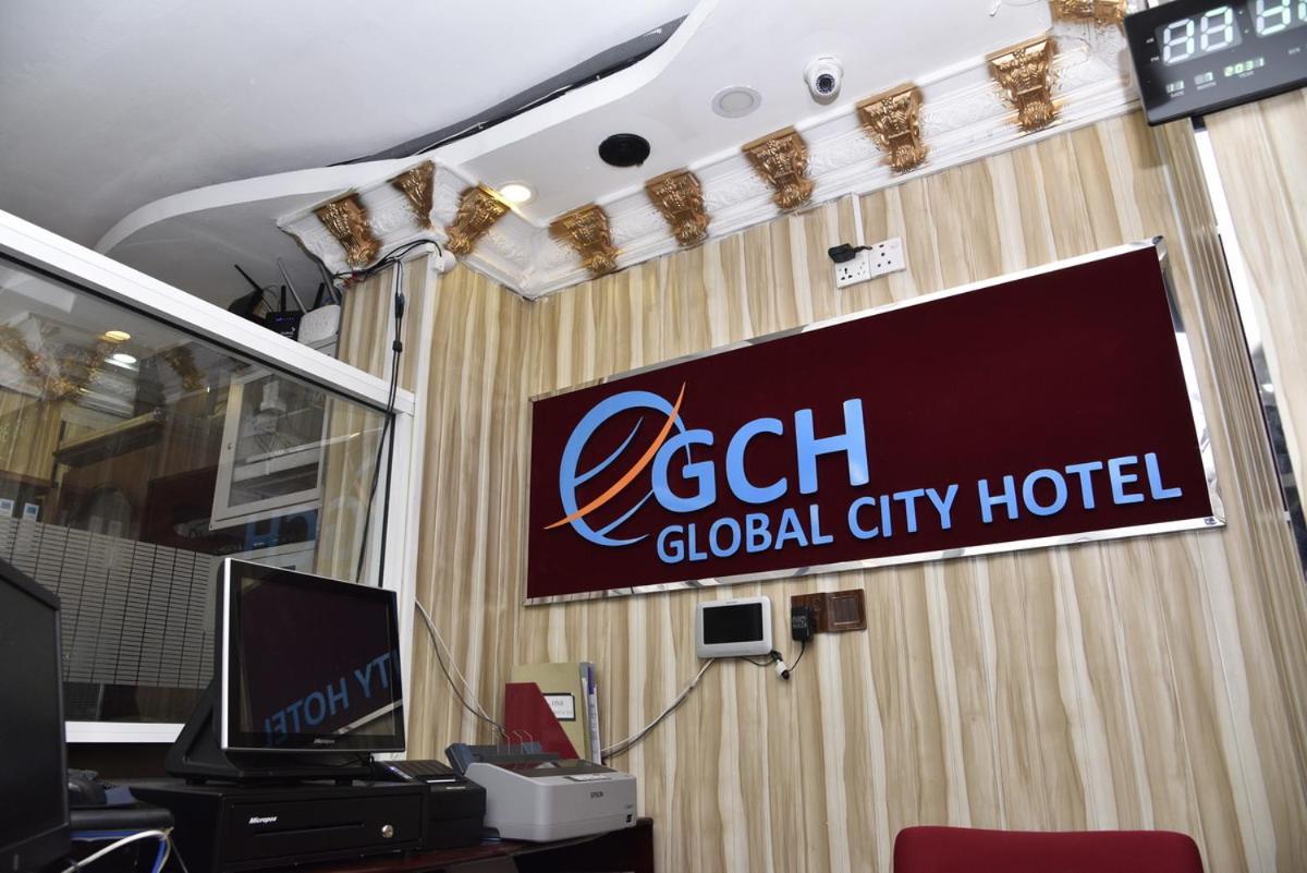 Global City Hotel Maligawatta Dış mekan fotoğraf