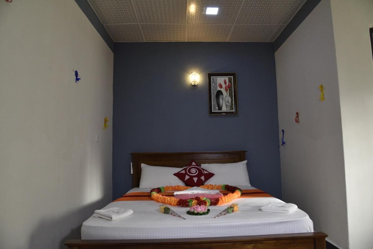Global City Hotel Maligawatta Dış mekan fotoğraf