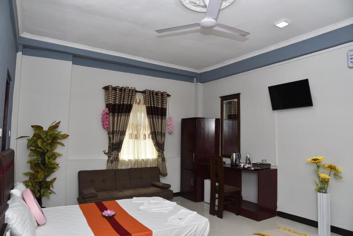 Global City Hotel Maligawatta Dış mekan fotoğraf