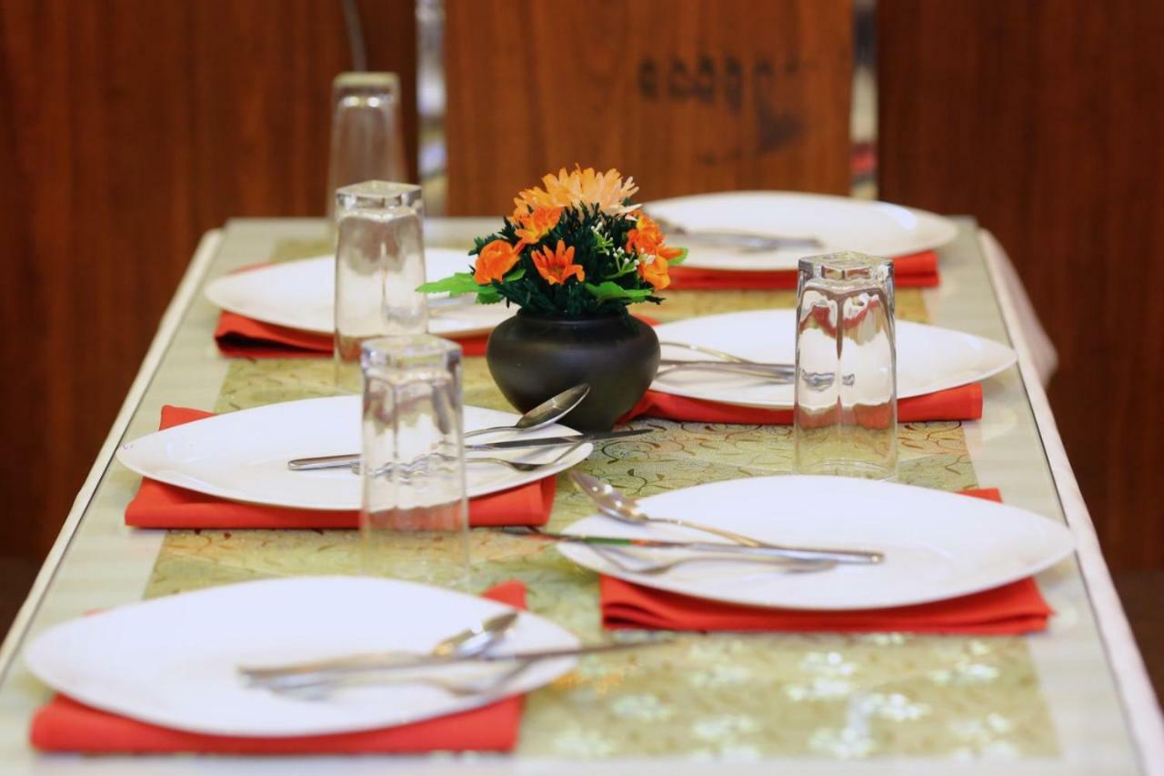 Global City Hotel Maligawatta Dış mekan fotoğraf